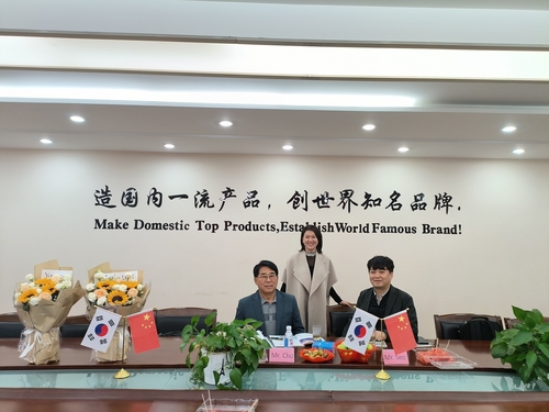 Dernières nouvelles de l'entreprise Le client coréen a visité l'usine Xinwei