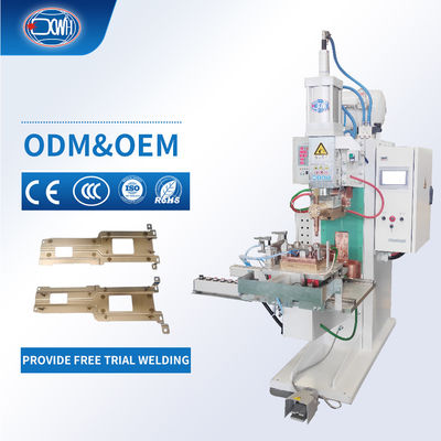 Un bon prix. Soudeurs à résistance ponctuelle à projection automatique machine de soudage à vis pour l'acier en ligne
