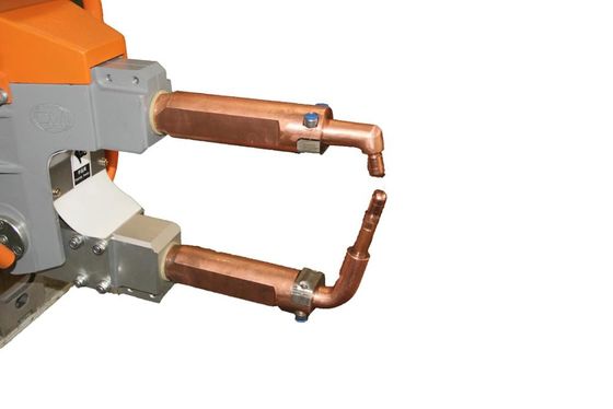 Un bon prix. machine manuelle de soudage par points 380V, soudeuse de tache 0.5MPA portative en ligne