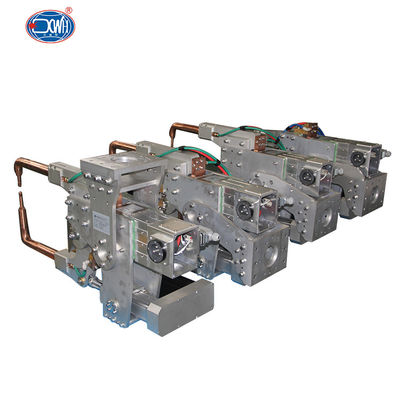 Un bon prix. Arme à feu robotique de soudage par points de la résistance 160KVA pneumatique avec le cylindre électrique en ligne