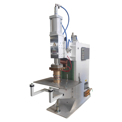 Un bon prix. Inverseur principal multi de C.C de machine de soudage par points de goujon en aluminium en acier de porte de précision en ligne