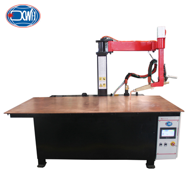 Un bon prix. Machine de soudage par points de Tableau d'OIN, course de la machine 200mm de soudage par points de tôle en ligne