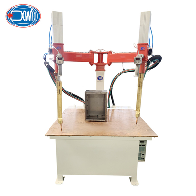 Un bon prix. Plateforme de soudeurs à point Table Machine de soudage à point pour boîte de panneau électrique en ligne
