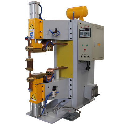 Un bon prix. Machine stationnaire de soudage par points 400KVA en ligne