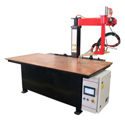 Un bon prix. Machine robotique de soudage par points de Tableau du bras 180KVA 2000mm pour la tôle en ligne