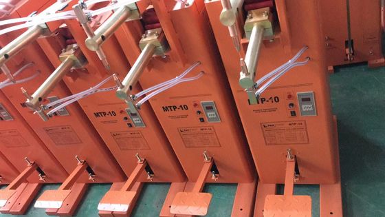 Un bon prix. Les électrodes de cuivre tournantes de soudage par points inclinent la certification matérielle d'OIN en ligne