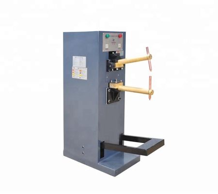 Un bon prix. Soudeuse à commande au pied imperméable de tache de la machine 25KVA de soudage par points de pédale en ligne