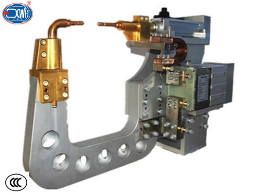 Un bon prix. Le CE portatif de 500V 100KVA d'arme à feu robotique en aluminium de soudage par points a approuvé en ligne