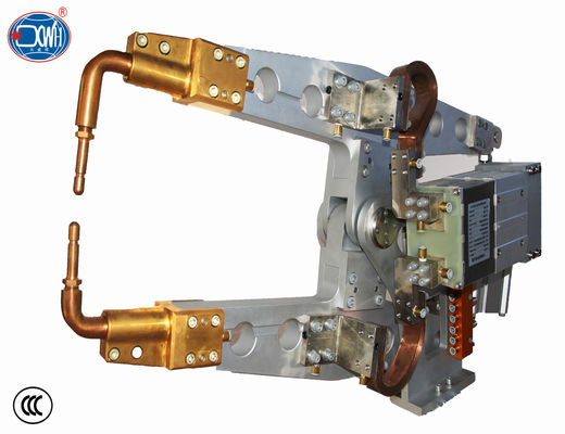 Arme à feu robotique pneumatique servo de soudage par points 4500N pour le métal galvanisé