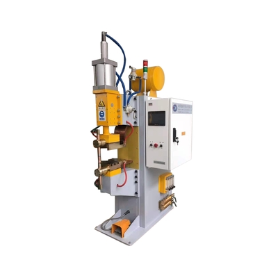 Un bon prix. Précision capacitive 220v de Mesh Stationary Point Welding Machine de fil de décharge de commande numérique par ordinateur en ligne